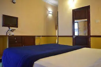 Hotel Vedanta Wake Up! On The Sunny Cliffs, Varkala